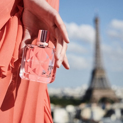 <strong> GIVENCHY <br> IRRESISTIBLE </strong><br> Eau de Parfum