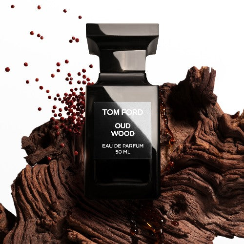 <strong> TOM FORD <br> OUD WOOD </strong><br> Eau de Parfum