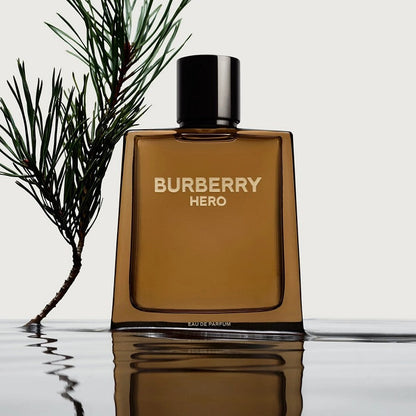 <strong> BURBERRY <br> HERO </strong><br> Eau de Parfum