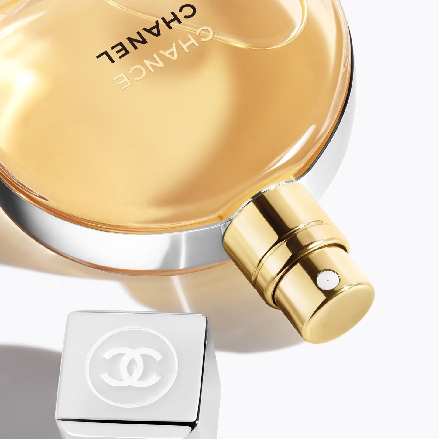 <strong> CHANEL <br> CHANCE </strong><br> Eau de Parfum