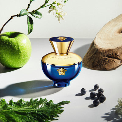 <strong> VERSACE <br> DYLAN BLUE FEMME </strong><br> Eau de Parfum