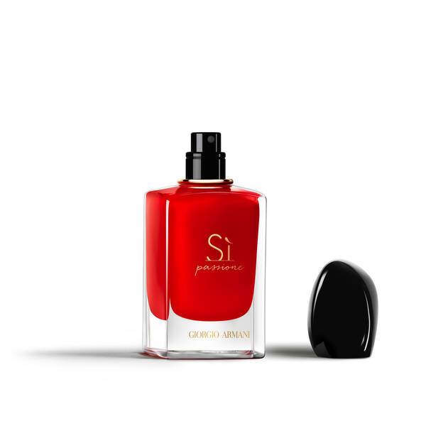 <strong> ARMANI <br> SÌ PASSIONE </strong><br> Eau de Parfum