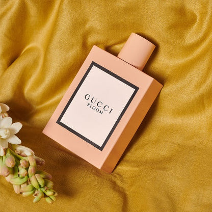 <strong> GUCCI <br> BLOOM </strong><br> Eau de Parfum