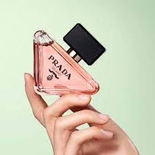 <strong> PRADA <br> PARADOXE </strong><br> Eau de Parfum