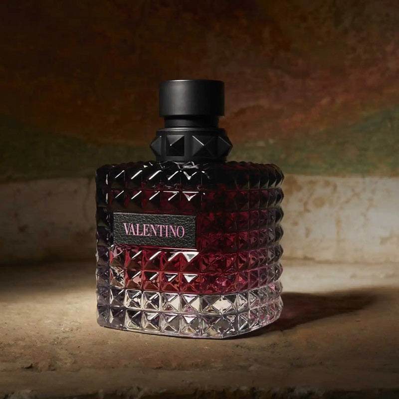 <strong> VALENTINO <br> DONNA BORN IN ROMA INTENSE </strong><br> Eau de Parfum