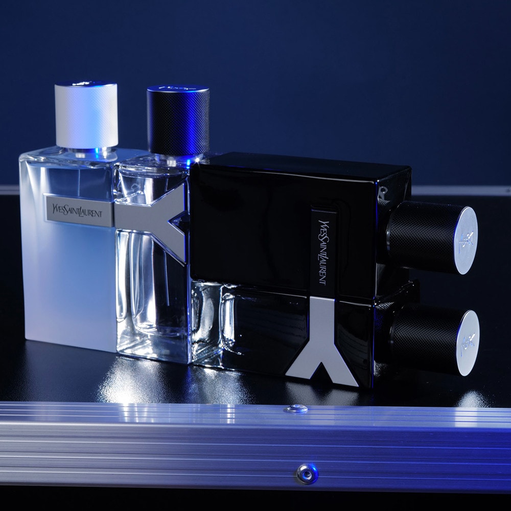 <strong> YVES SAINT LAURENT <br> Y LE PARFUM </strong><br> Parfum